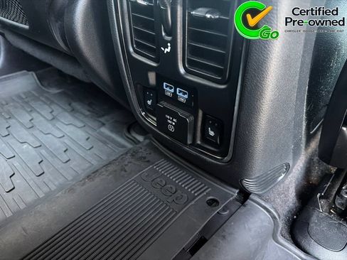Certified 2017 Jeep Grand Cherokee Limited w/ Trailer Tow Group IV RWD image 28