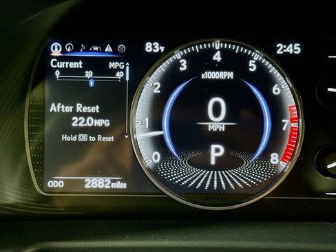 Used 2025 Lexus ES 350 w/ Premium Package FWD image 12