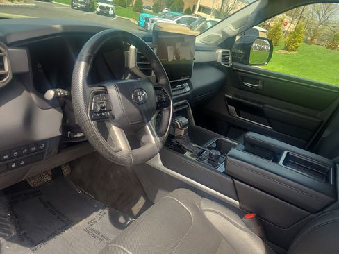 Used 2024 Toyota Tundra Limited AWD/4WD image 16