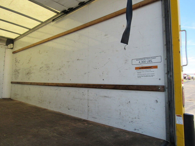 Used 2022 Ford E-350 and Econoline 350 Super Duty RWD image 18