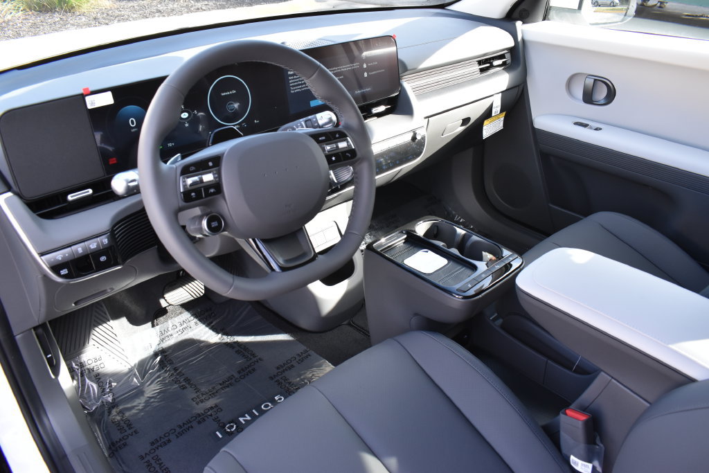 New 2027 Hyundai Ioniq 5 SEL RWD image 16