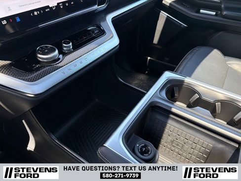 Used 2025 Ford Expedition Platinum w/ Stealth Appearance Package AWD/4WD image 25