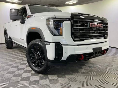 Used 2025 GMC Sierra 3500 AT4 w/ AT4 Premium Plus Package image 53