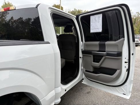 Used 2016 Ford F150 XLT image 32