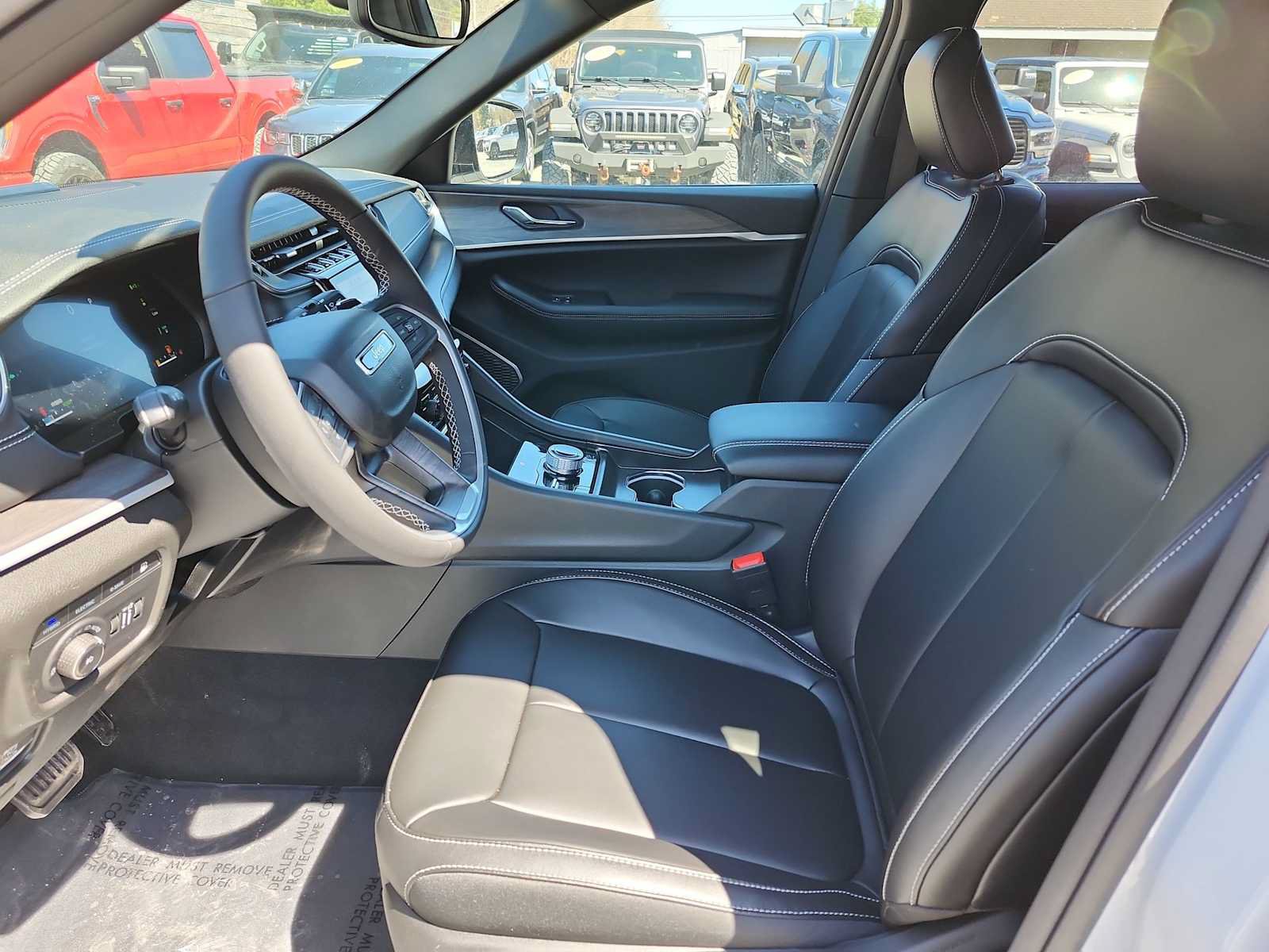 New 2024 Jeep Grand Cherokee Limited 4xe AWD/4WD image 11
