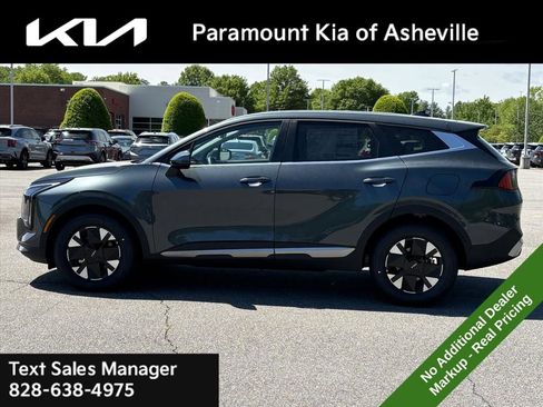 New 2026 Kia Sportage LX FWD image 3
