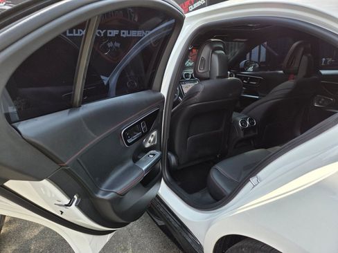 Used 2025 Mercedes-Benz C 43 AMG 4MATIC Sedan w/ Pinnacle Trim Package image 10