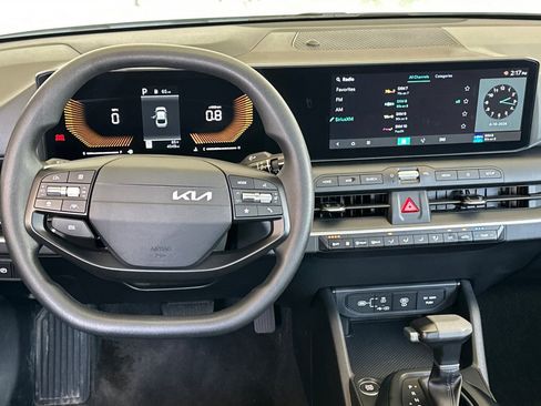 Certified 2025 Kia K4 LXS image 15