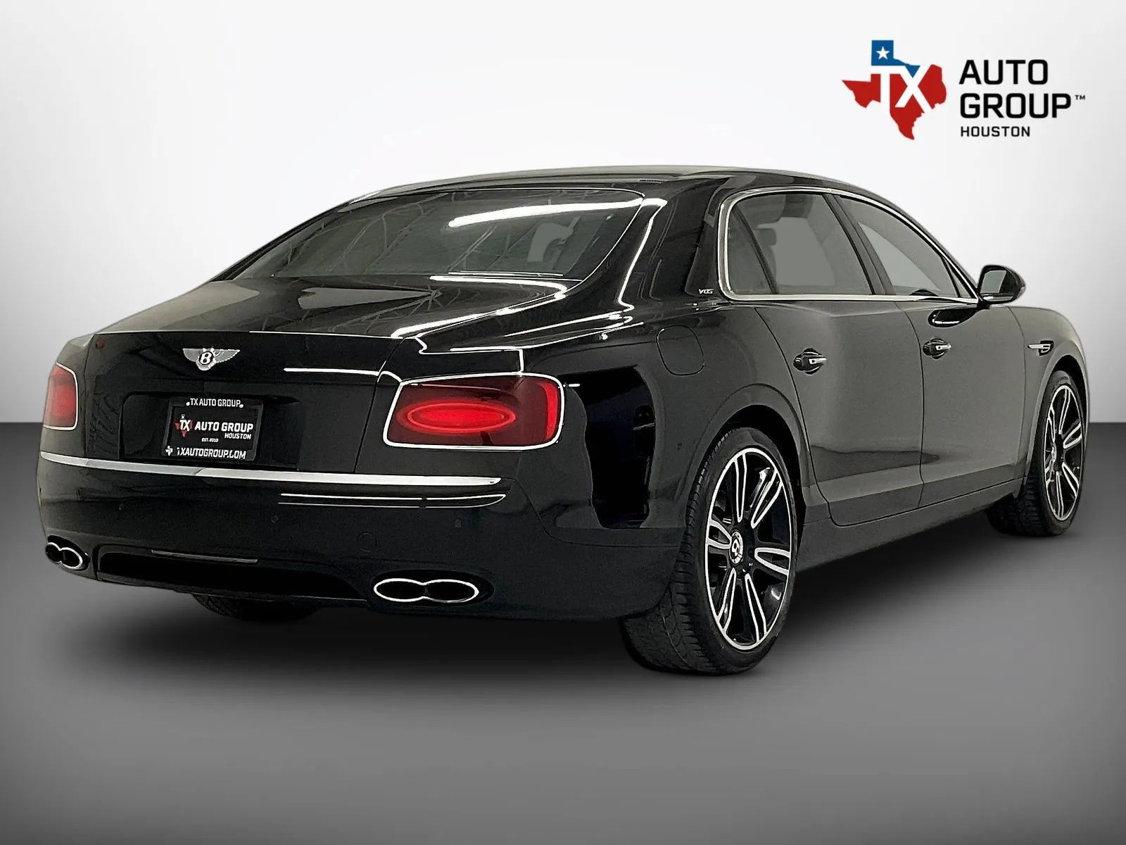 Used 2017 Bentley Flying Spur S V8 AWD/4WD image 5