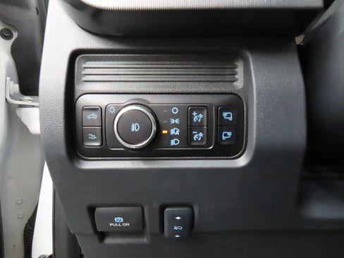 Used 2025 Ford F250 Platinum image 47