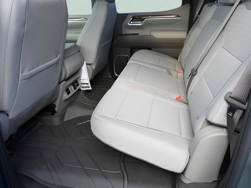 New 2026 Chevrolet Silverado 1500 LT w/ Safety Package image 31