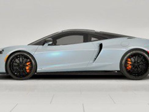 Used 2025 McLaren GTS RWD image 2