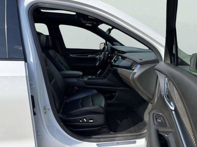 Used 2024 Cadillac XT6 Sport w/ Technology Package AWD/4WD image 49