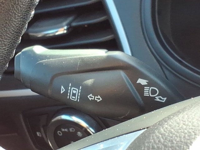 Used 2023 Ford Edge SEL AWD/4WD image 29