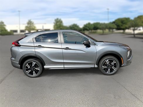 New 2025 Mitsubishi Eclipse Cross SEL image 7