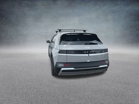 New 2025 Hyundai Ioniq 5 SEL image 33