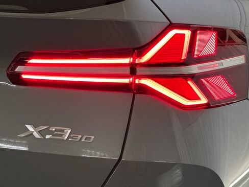 Used 2026 BMW X3 xDrive30 w/ Convenience Package image 12