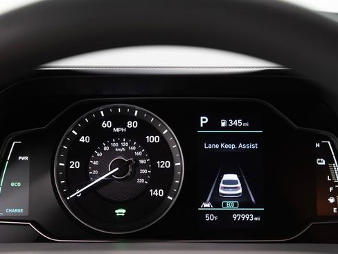 Used 2020 Hyundai Ioniq Blue image 24