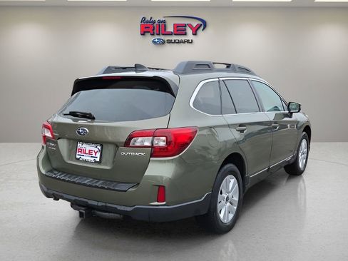 Used 2016 Subaru Outback 2.5i Premium image 5
