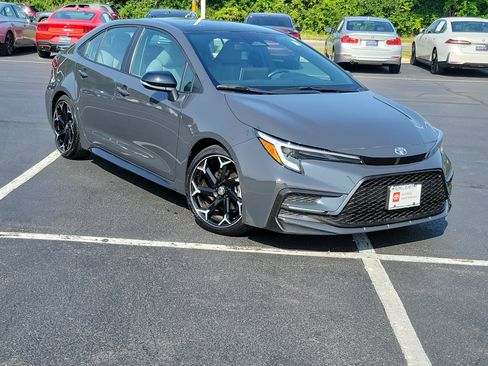 Used 2025 Toyota Corolla FX w/ Convenience Package FWD image 2