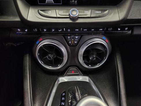 Used 2020 Chevrolet Camaro LT w/ RS Package RWD image 18