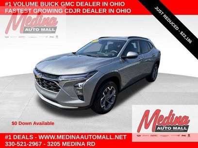 Used 2025 Chevrolet Trax LT