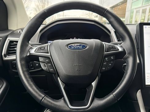 Used 2024 Ford Edge SEL image 23