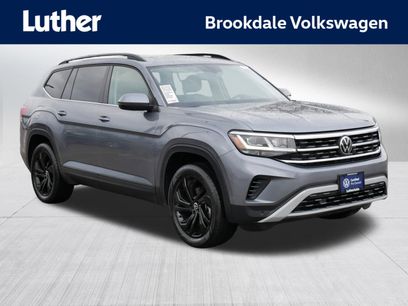 Used 2023 Volkswagen Atlas SE w/ Panoramic Sunroof Package