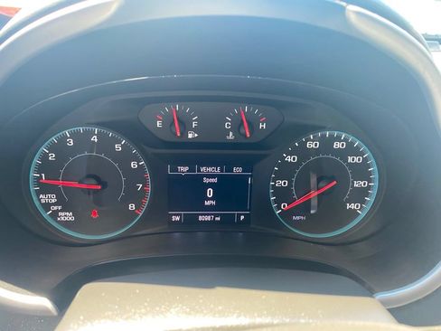 Used 2022 Chevrolet Malibu LT FWD image 11