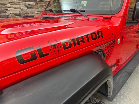 Used 2020 Jeep Gladiator Sport AWD/4WD image 29
