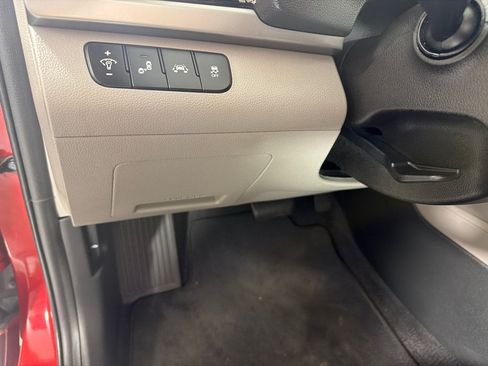 Used 2017 Hyundai Elantra Limited w/ Limited Ultimate Package 09 FWD image 14