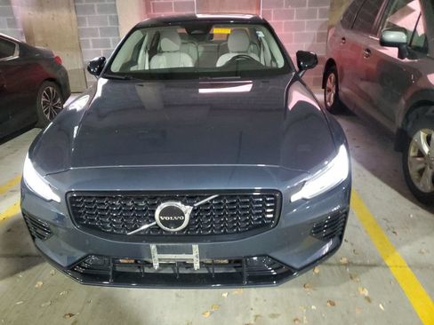 Used 2024 Volvo S60 T8 Plus w/ Climate Package AWD/4WD image 3