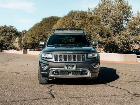 Used 2014 Jeep Grand Cherokee Overland w/ Advanced Technology Group AWD/4WD image 2