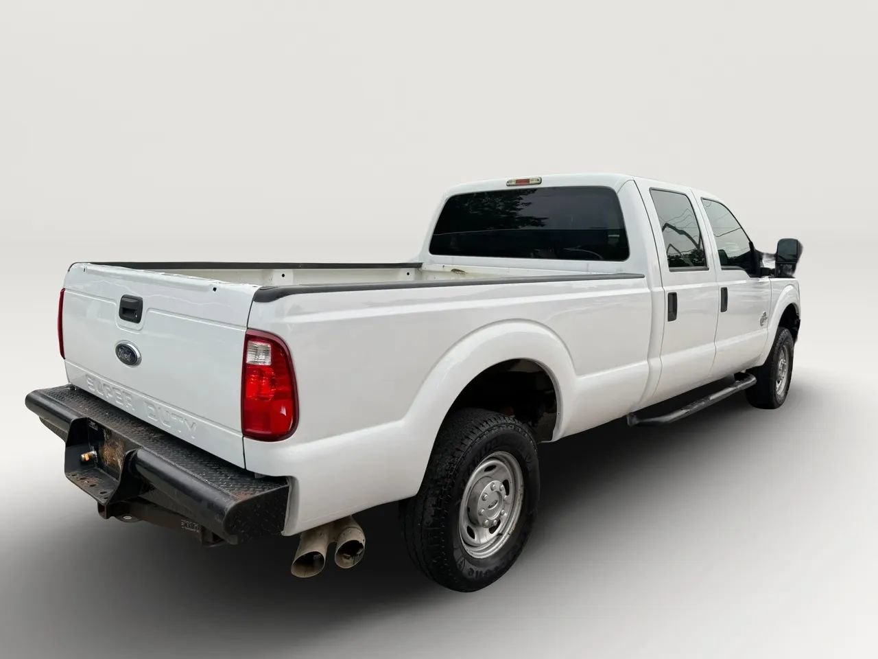Used 2014 Ford F250 XL w/ Power Equipment Group AWD/4WD image 3