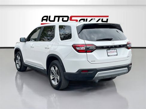Used 2025 Honda Pilot EX-L image 5
