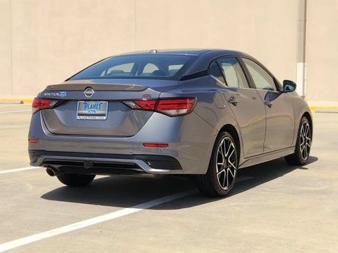 Used 2025 Nissan Sentra SR FWD image 7