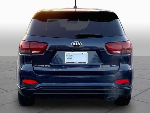 Used 2019 Kia Sorento LX AWD/4WD image 5