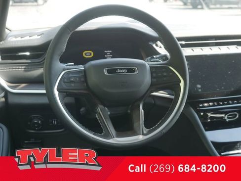 New 2026 Jeep Grand Cherokee Limited AWD/4WD image 40