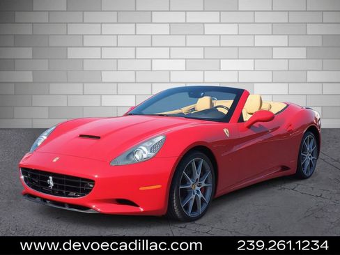 Used 2010 Ferrari California Spyder image 1