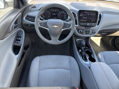 Used 2023 Chevrolet Malibu LT FWD image 12