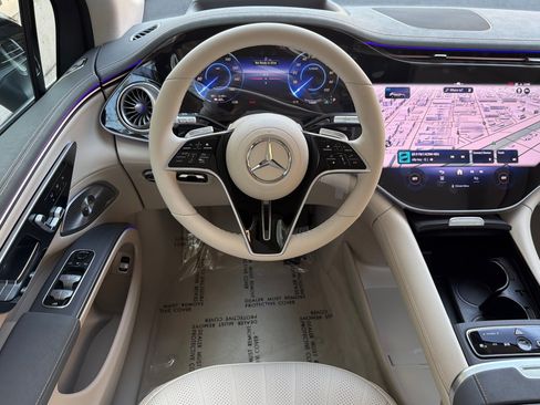 New 2026 Mercedes-Benz EQS 400 4MATIC SUV image 13