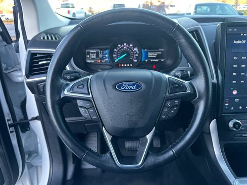 Used 2024 Ford Edge SEL image 23
