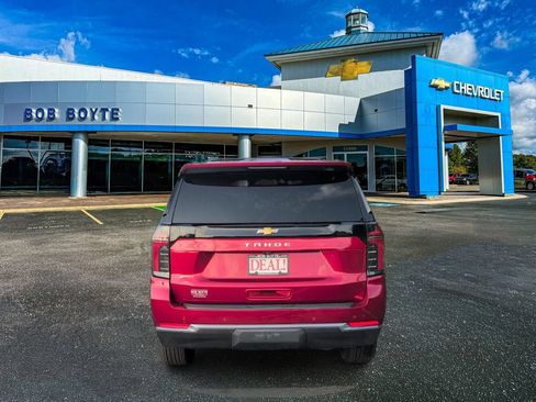 Used 2025 Chevrolet Tahoe LS AWD/4WD image 4