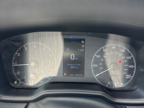 Used 2024 Toyota Corolla LE FWD image 9