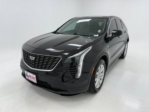 Used 2020 Cadillac XT4 Luxury image 4