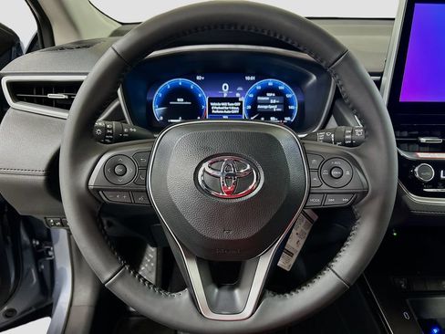 New 2026 Toyota Corolla Cross XLE w/ Convenience Package FWD image 11