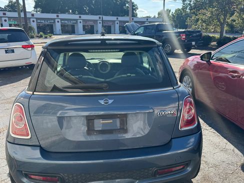 Used 2011 MINI Cooper S FWD image 5