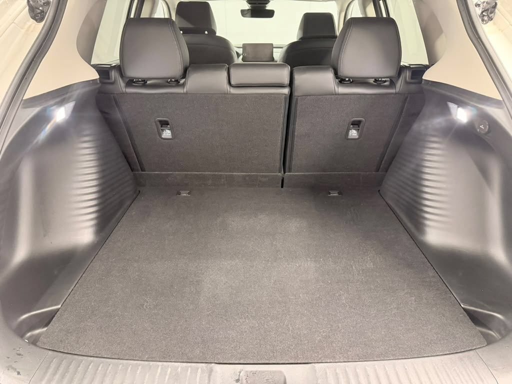 Used 2024 Honda HR-V EX-L image 10
