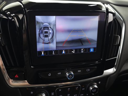 Used 2023 Chevrolet Traverse High Country w/ LPO, Floor Liner Package AWD/4WD image 30