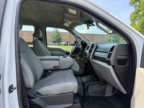 Used 2020 Ford F250 XL w/ Power Equipment Group AWD/4WD image 13